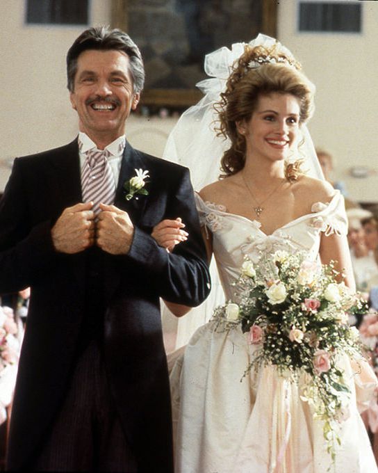 movie-wedding-dresses-steel-magnolias-julia-roberts-0316.jpg