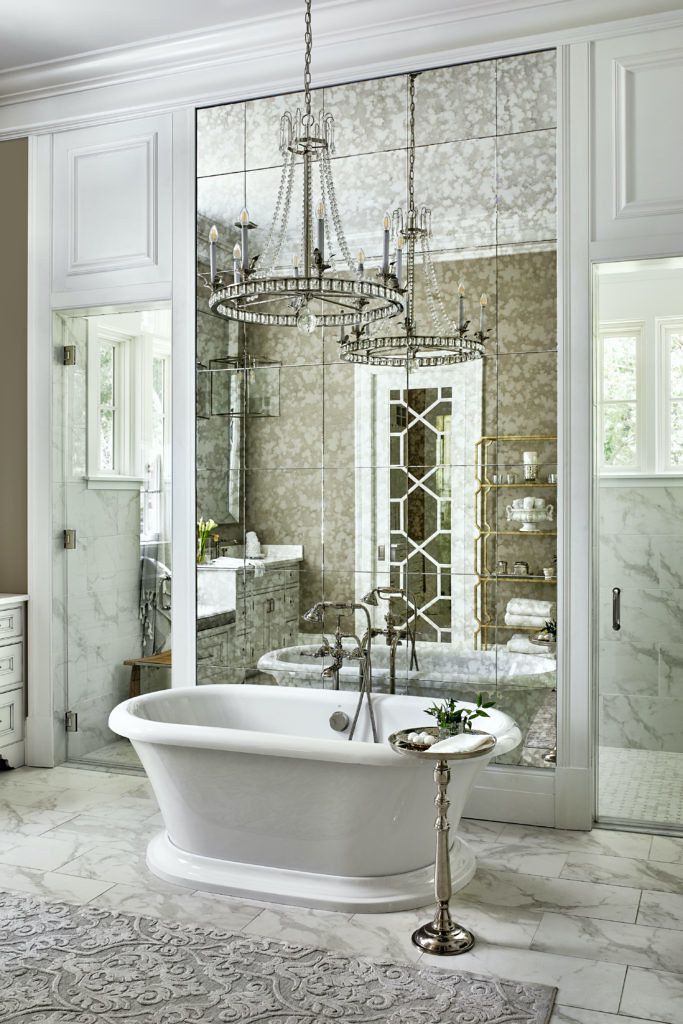 Regency style bathroom