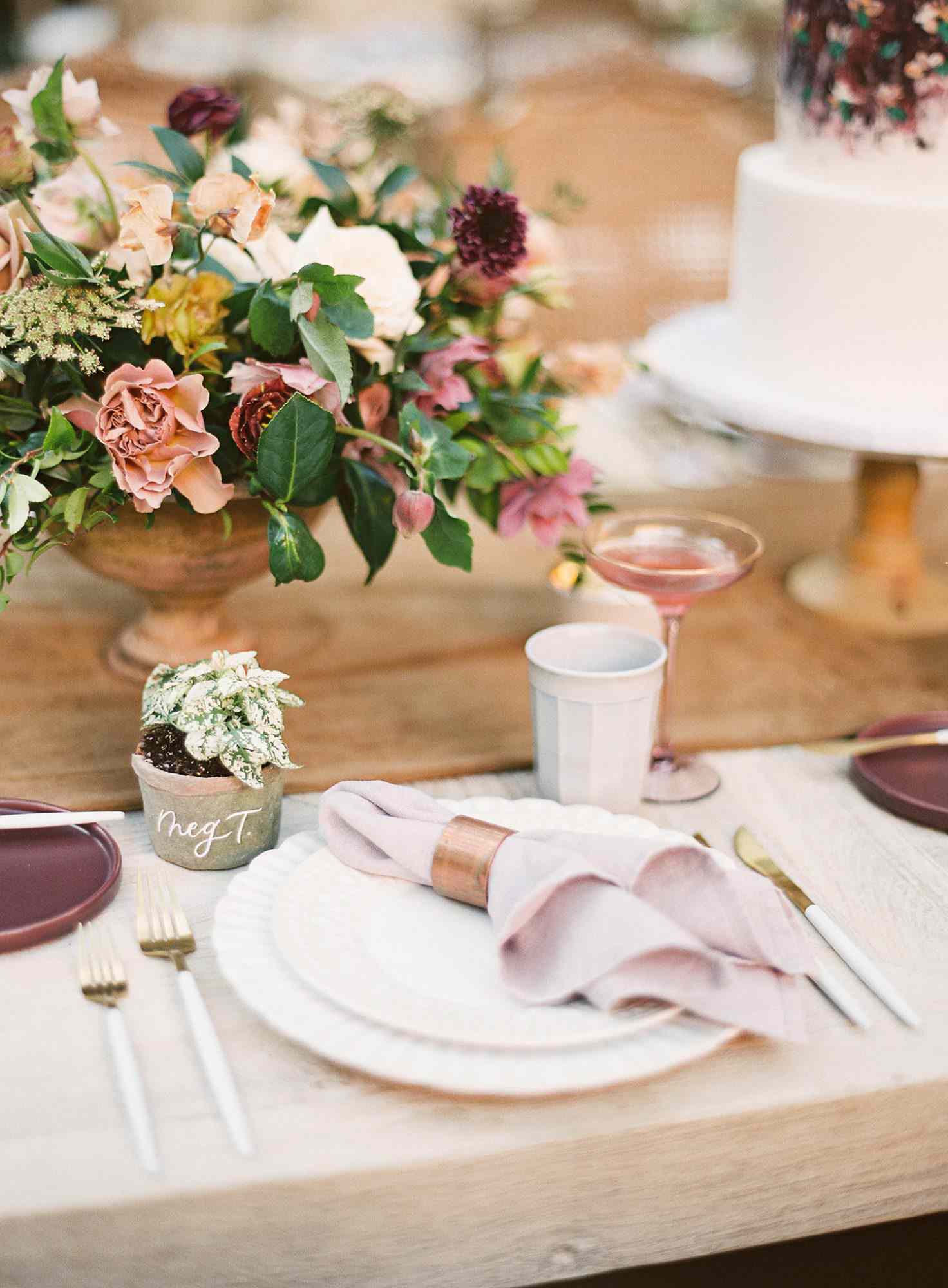 brooke dalton wedding place settings