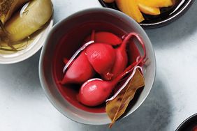 radishes-pickled-404-d111614-0915.jpg