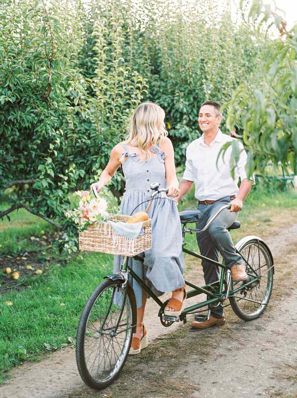 engagement photo ideas jennifer hodder