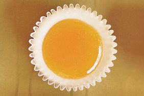 Mini cheesecake with apricot jam