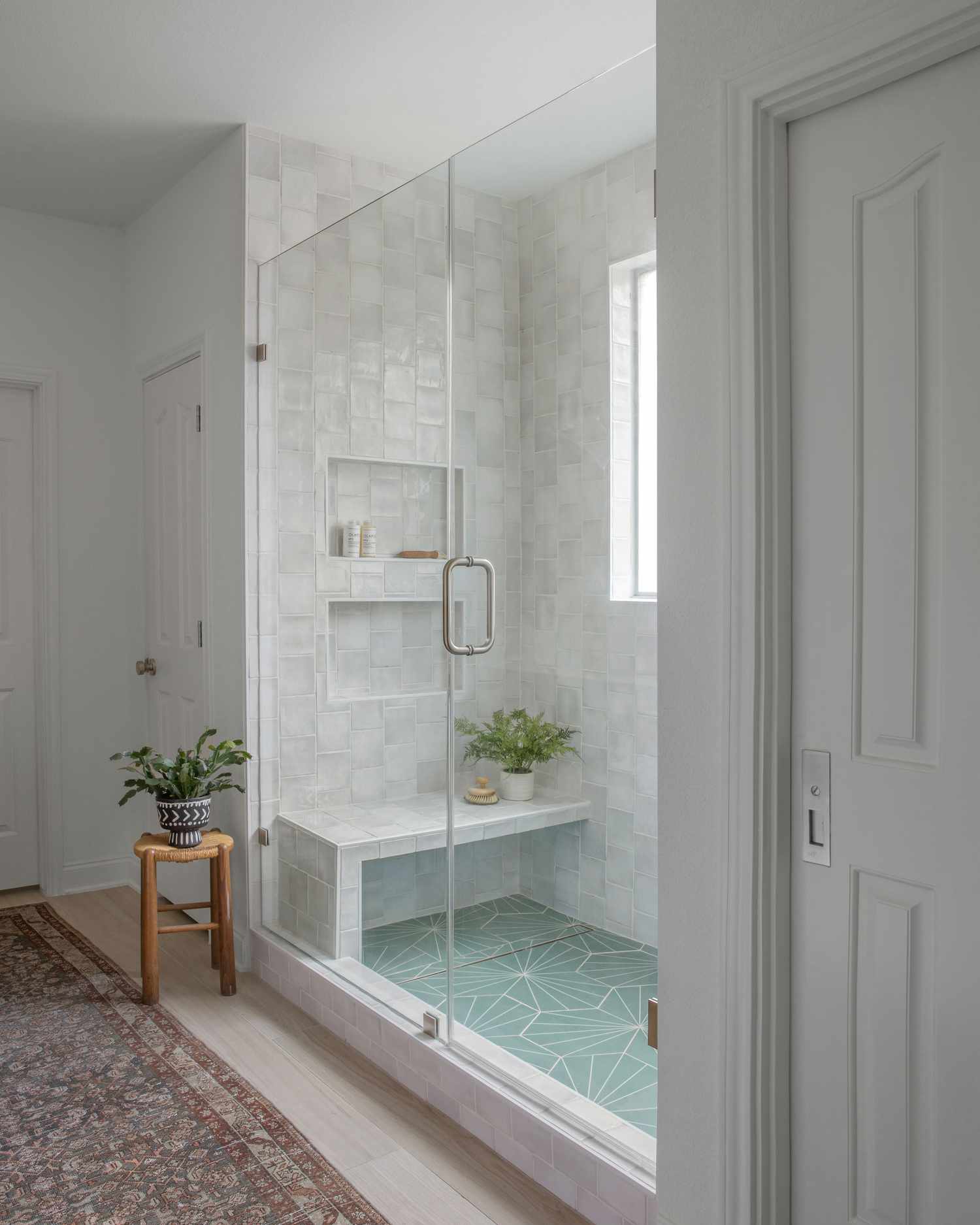 Serene Shower with pocket doors