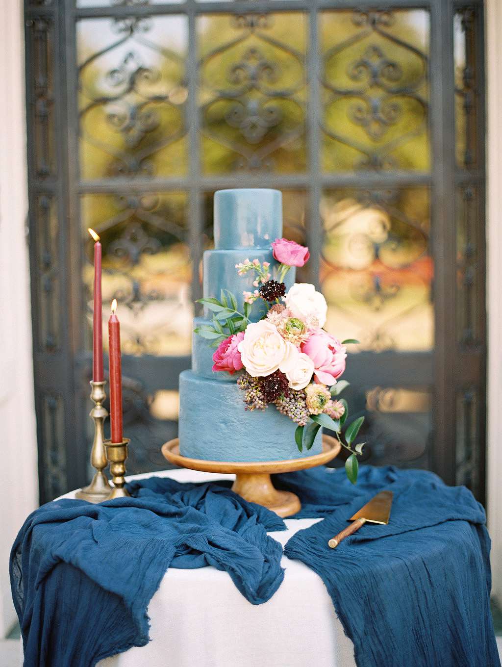 yolanda cedric wedding cake