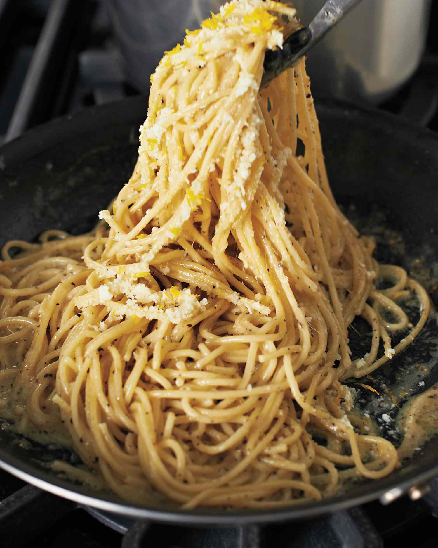 cacio-e-pepe-step-6-md109548.jpg