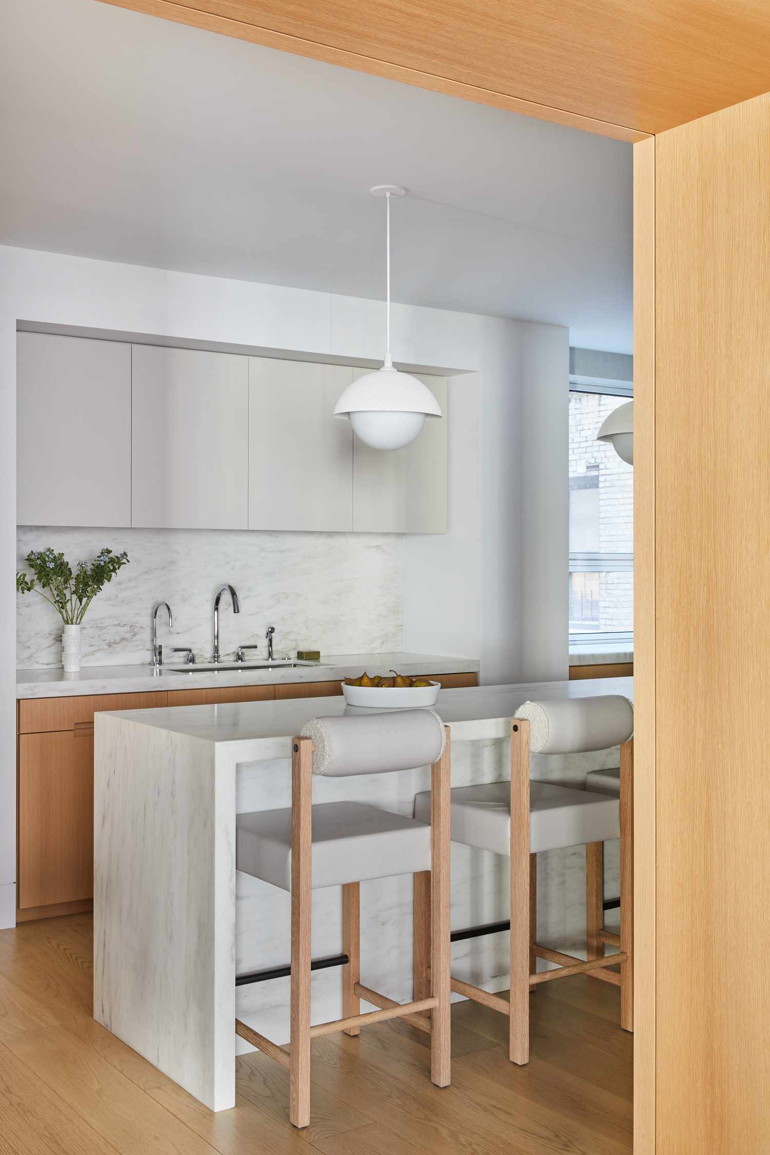Minimalist neutral kitchen