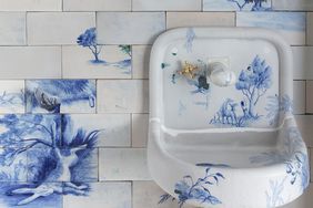 white and bleu ceramic bathroom 