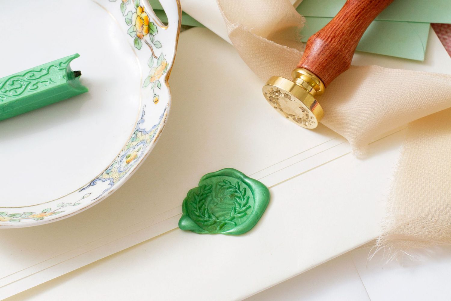 personalized wax seal with wood handle