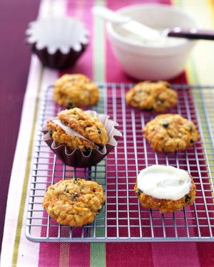 1104_edf_carrotcakecookies.jpg