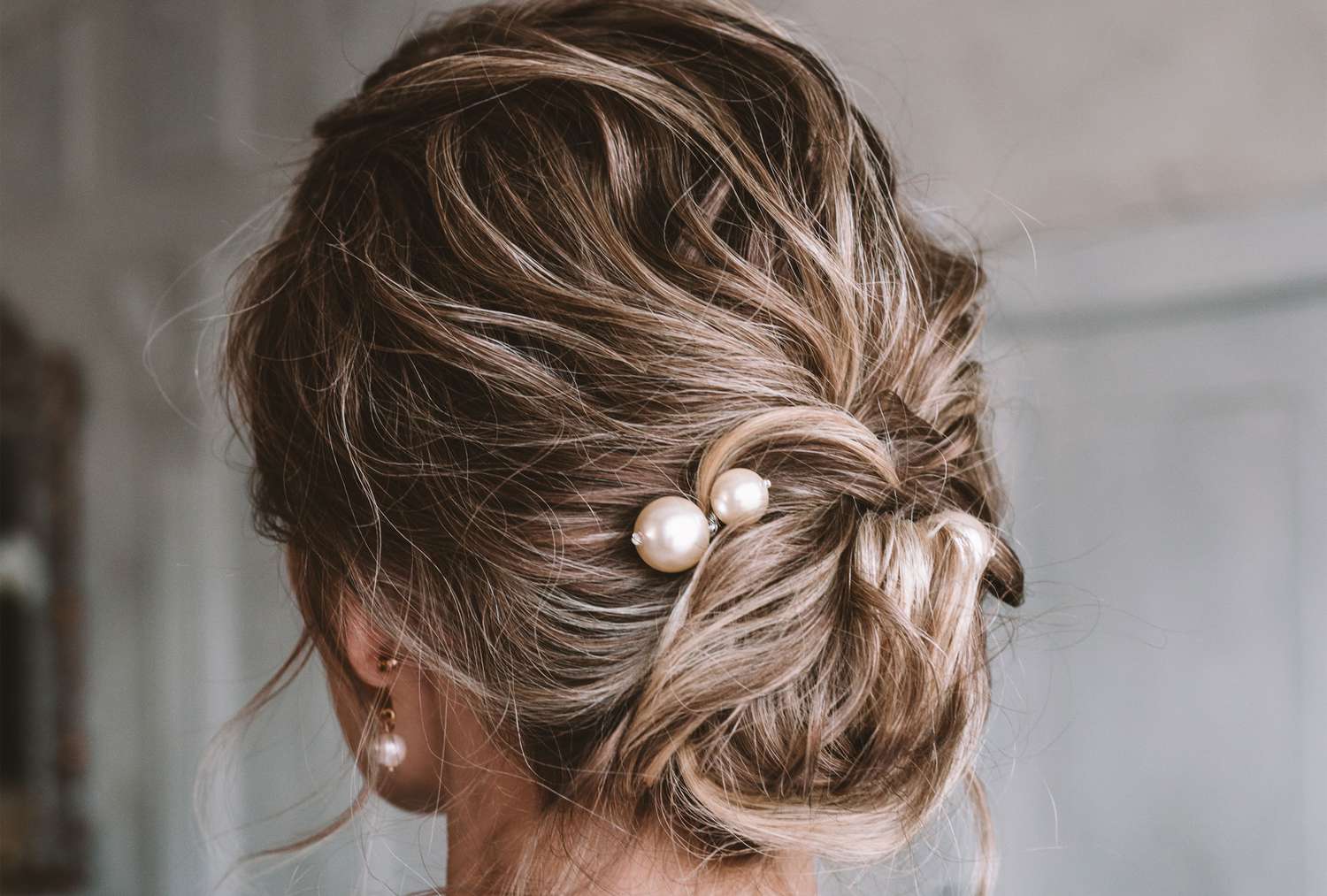 Bride with bun and pearls