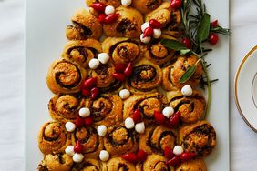 Christmas tree pull-apart bread