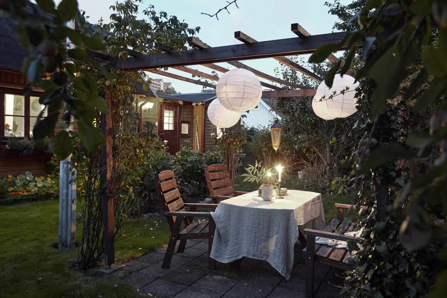 patio with lanterns and light