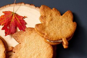 maple cream sandwich cookies