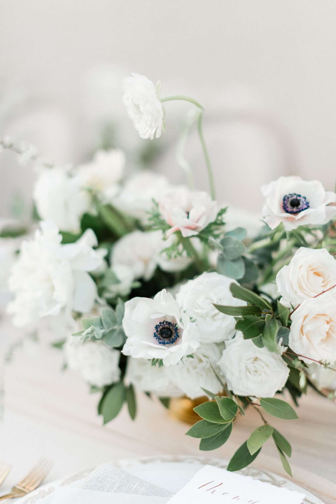 black white wedding centerpiece