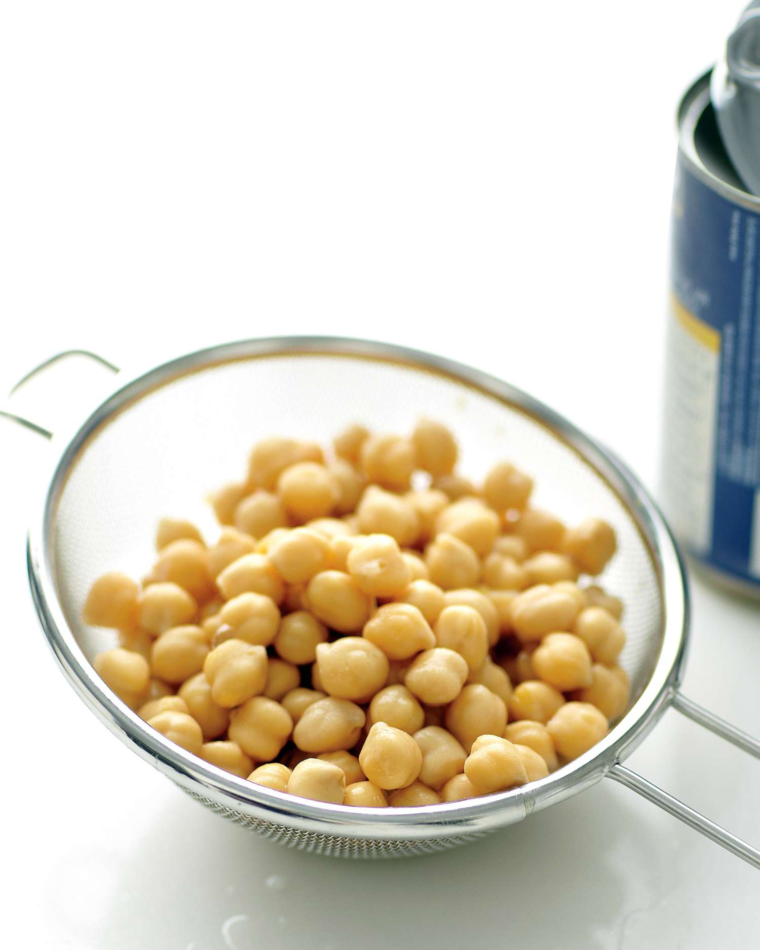med106759_0311_hyt_chickpea.jpg