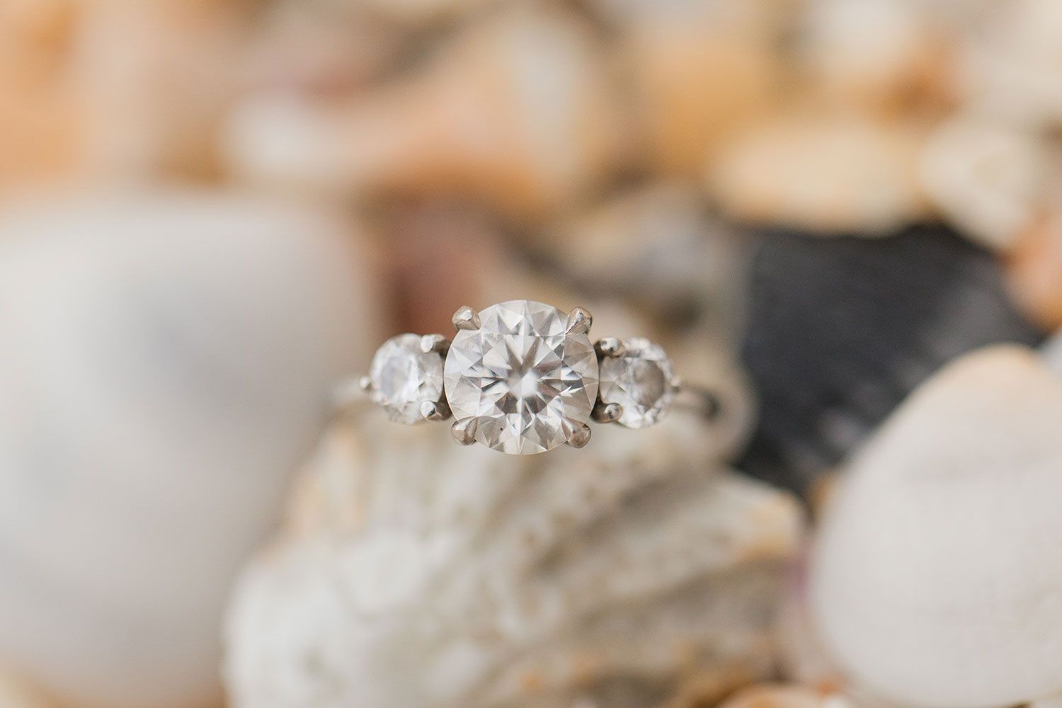 Diamond engagement ring