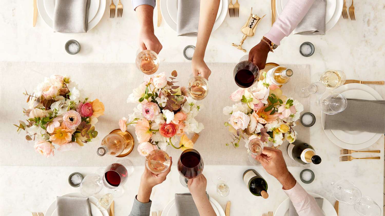 day of thanksgiving table cheers