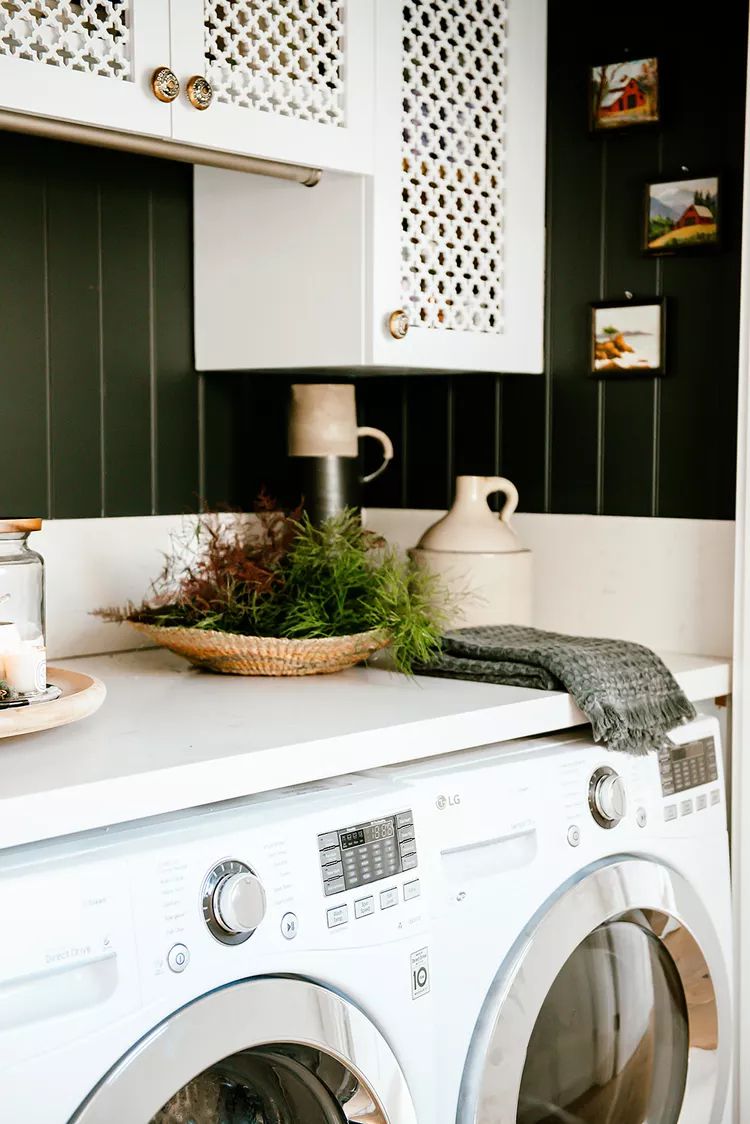 dark forest green laundry room