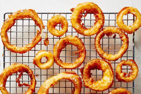 beer-battered-onion-rings-102882421.jpg