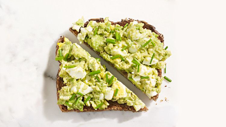 mashed avocado egg toast