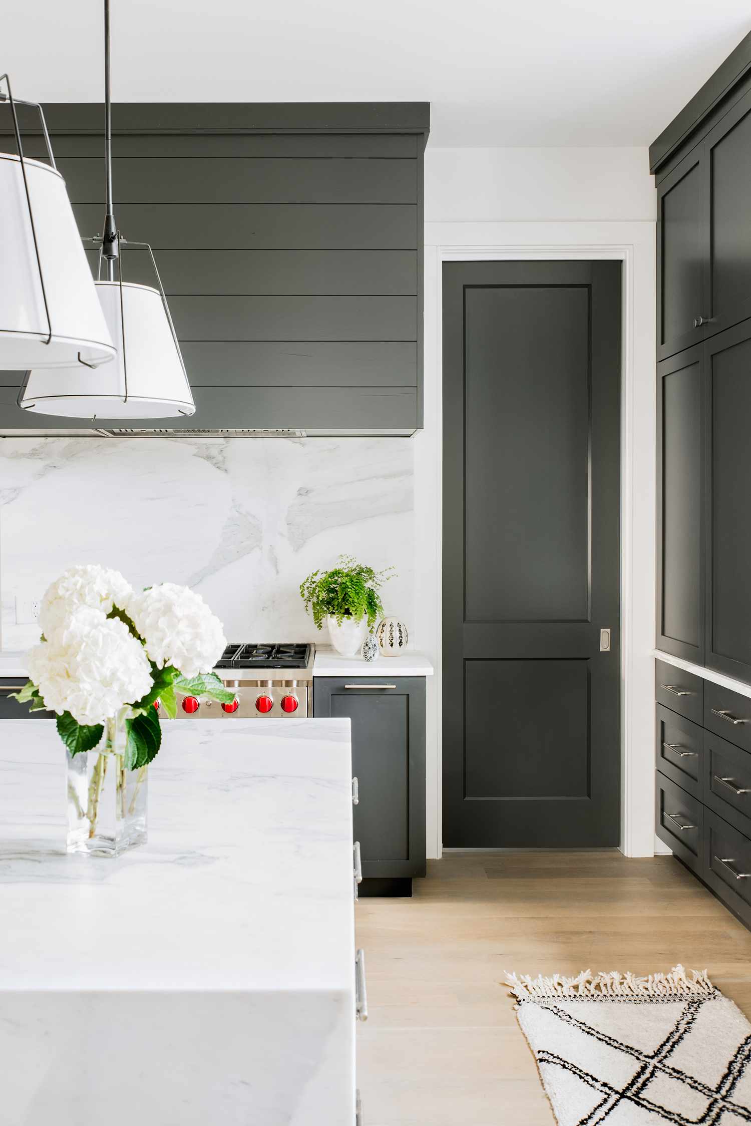 sullivan island house tour minimalist black and white kitchen