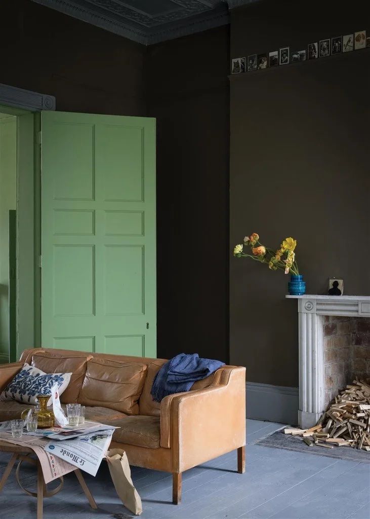 Salon Drab Farrow & Ball Paint 