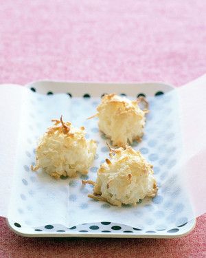 a100668_macaroons_1106.jpg