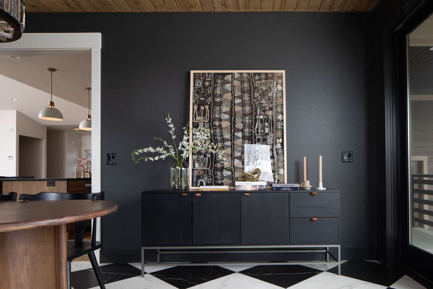 Black paint in kitchen