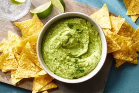 Taco Truck-Style Guacamole