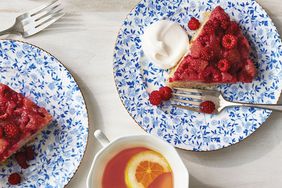 raspberry upside down cake