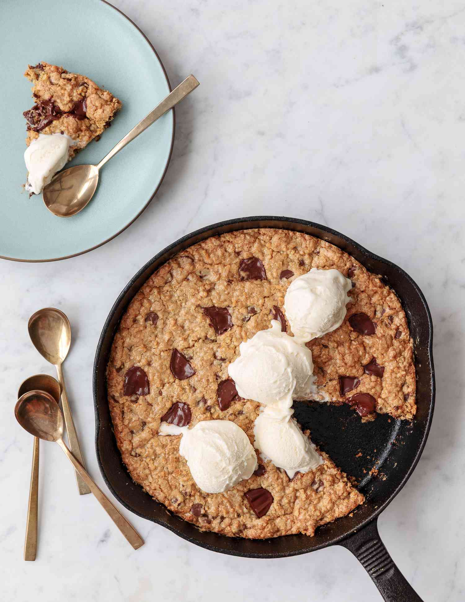 chocolate chip skillet cookie served with ice cream