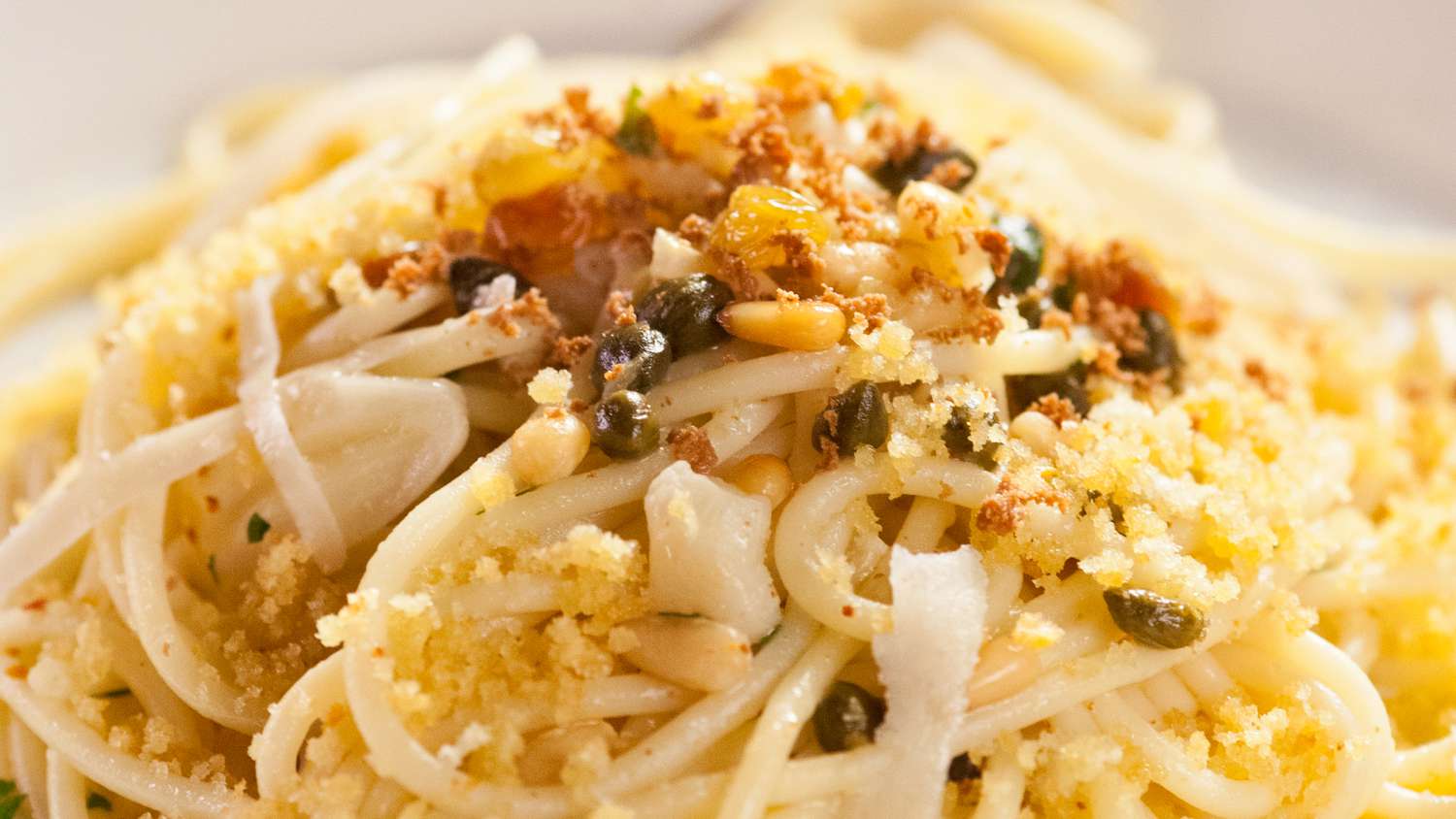 bucatini with bottarga and breadcrumbs