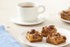 Pumpkin Cheesecake Crunch Bites