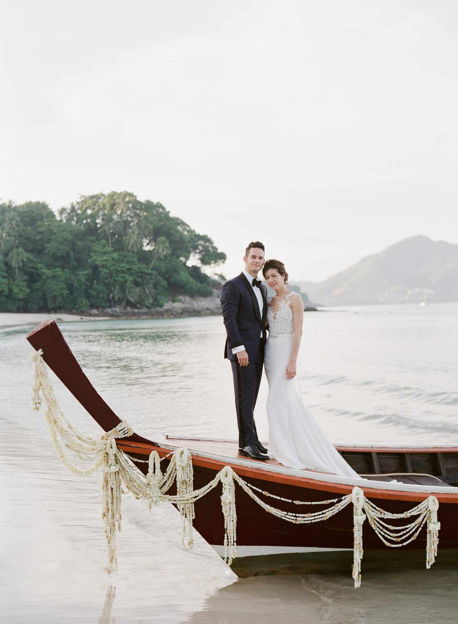 stacy brad wedding thailand couple on the boat