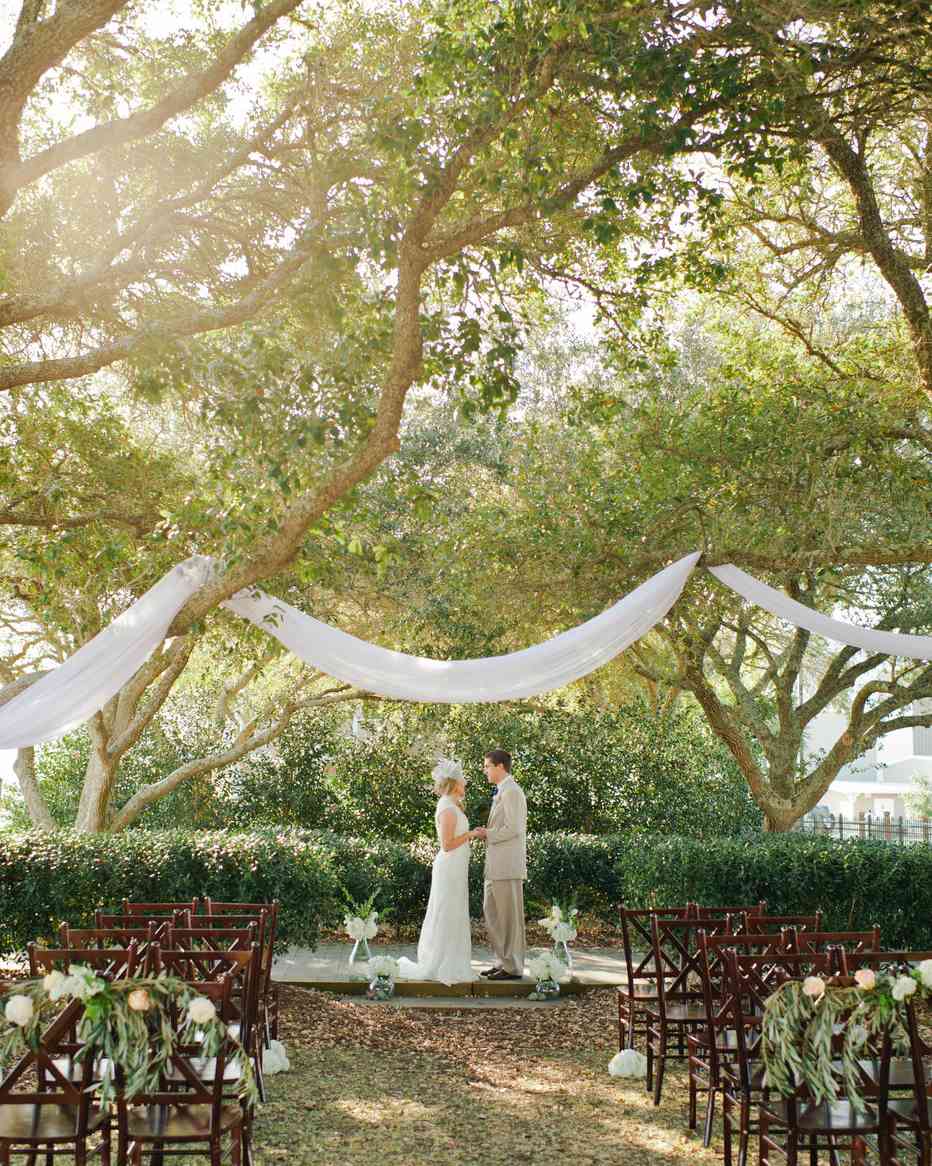 draping wedding ceremony decor