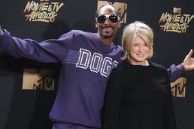 decorvow and Snoop Dogg at MTV movie awards