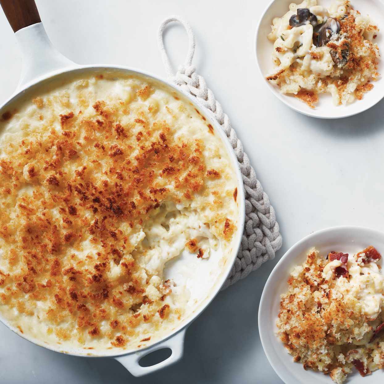 skillet macaroni and cheese with bacon and mushrooms