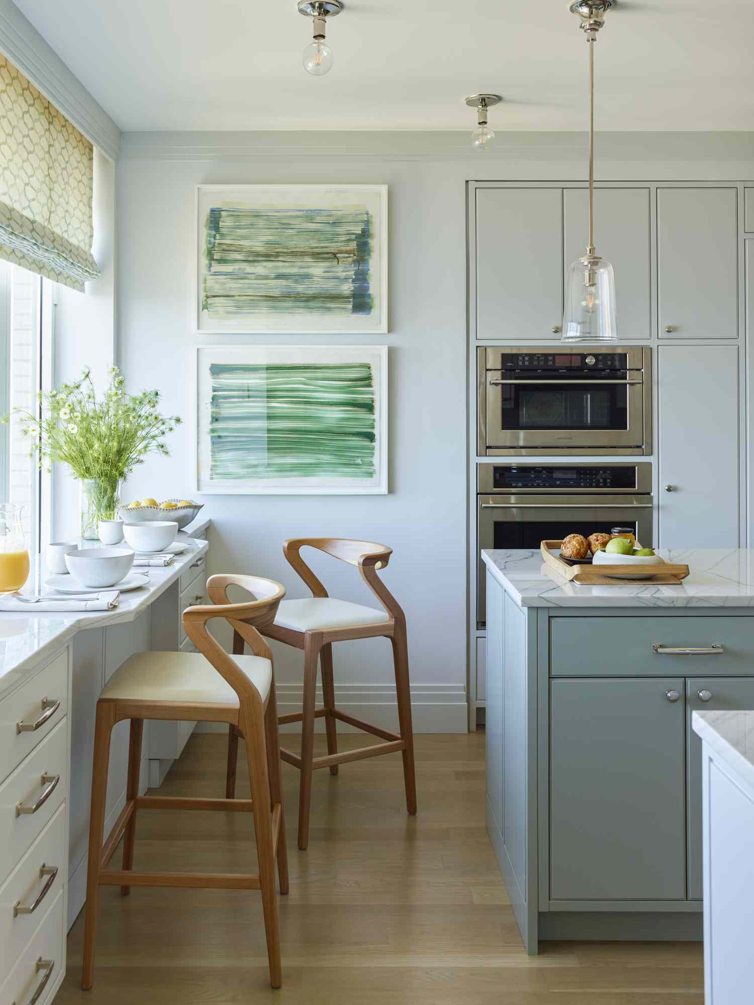 Window Seating Modern Kitchen