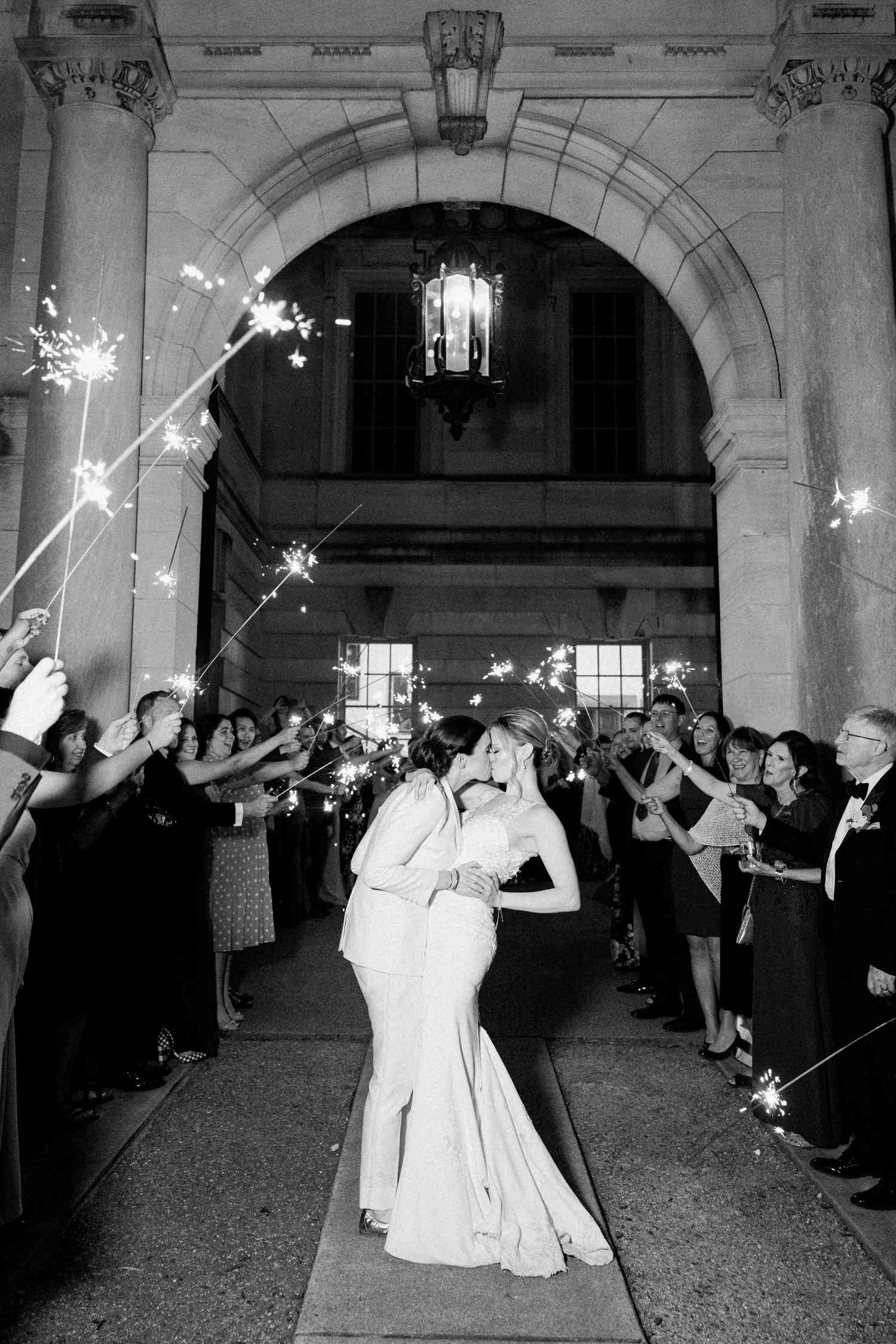 wedding couple send-off