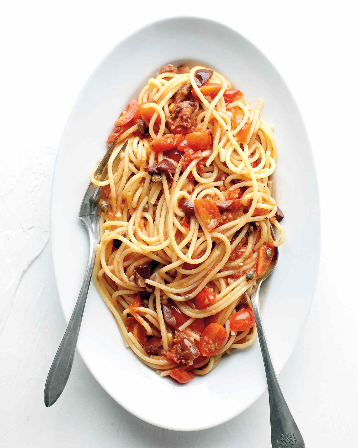 med106560_0311_pasta10spag.jpg