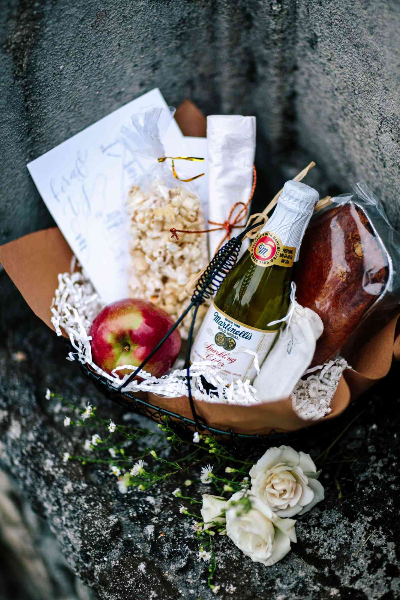 welcome basket studio 1208