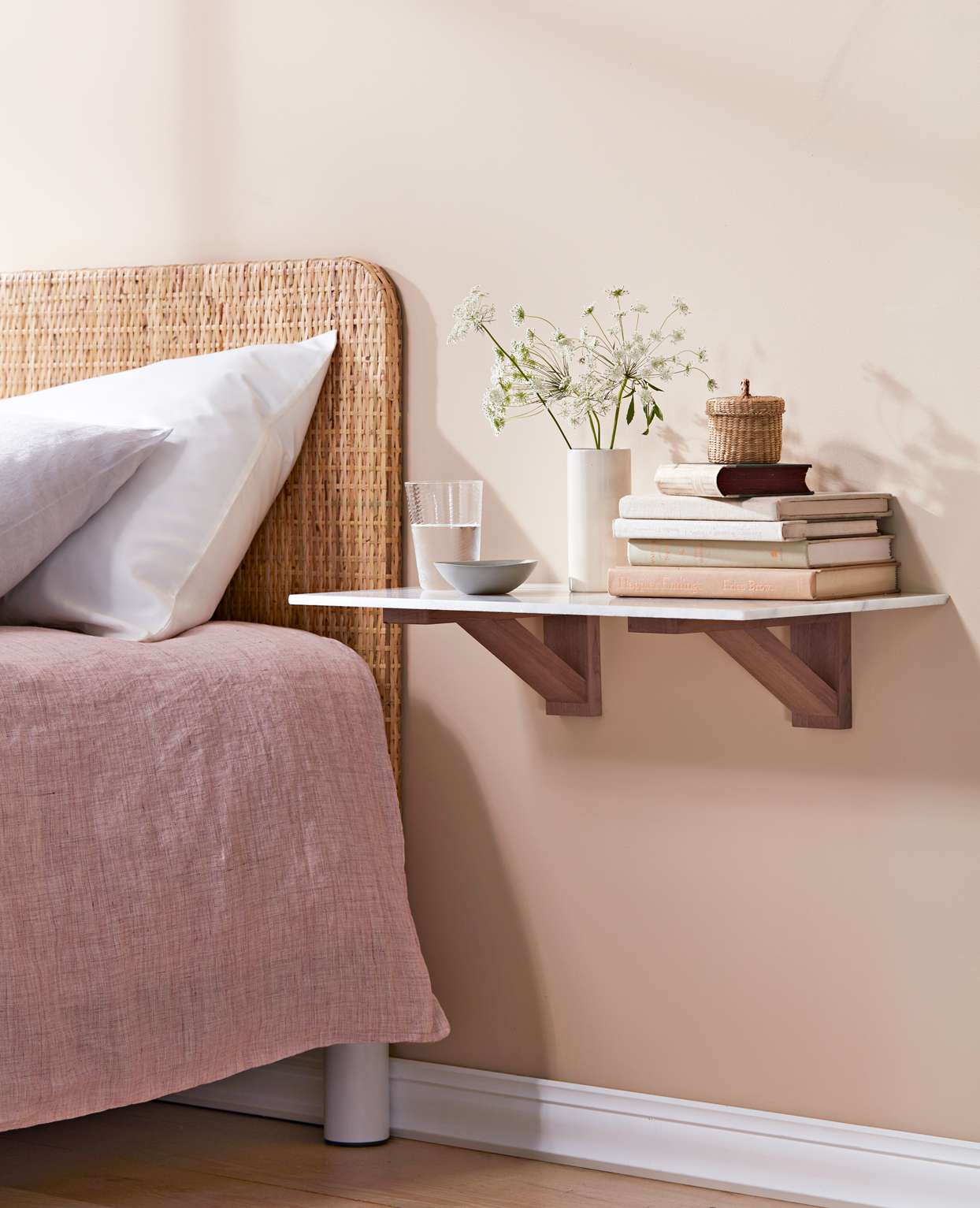 Instant bedroom shelving