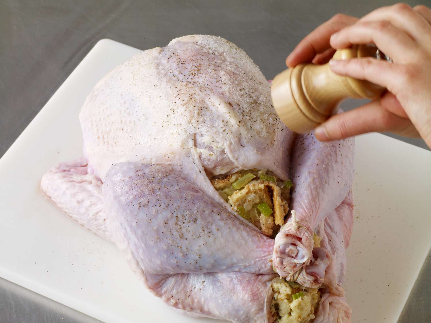 turkey prep stuffing adding pepper