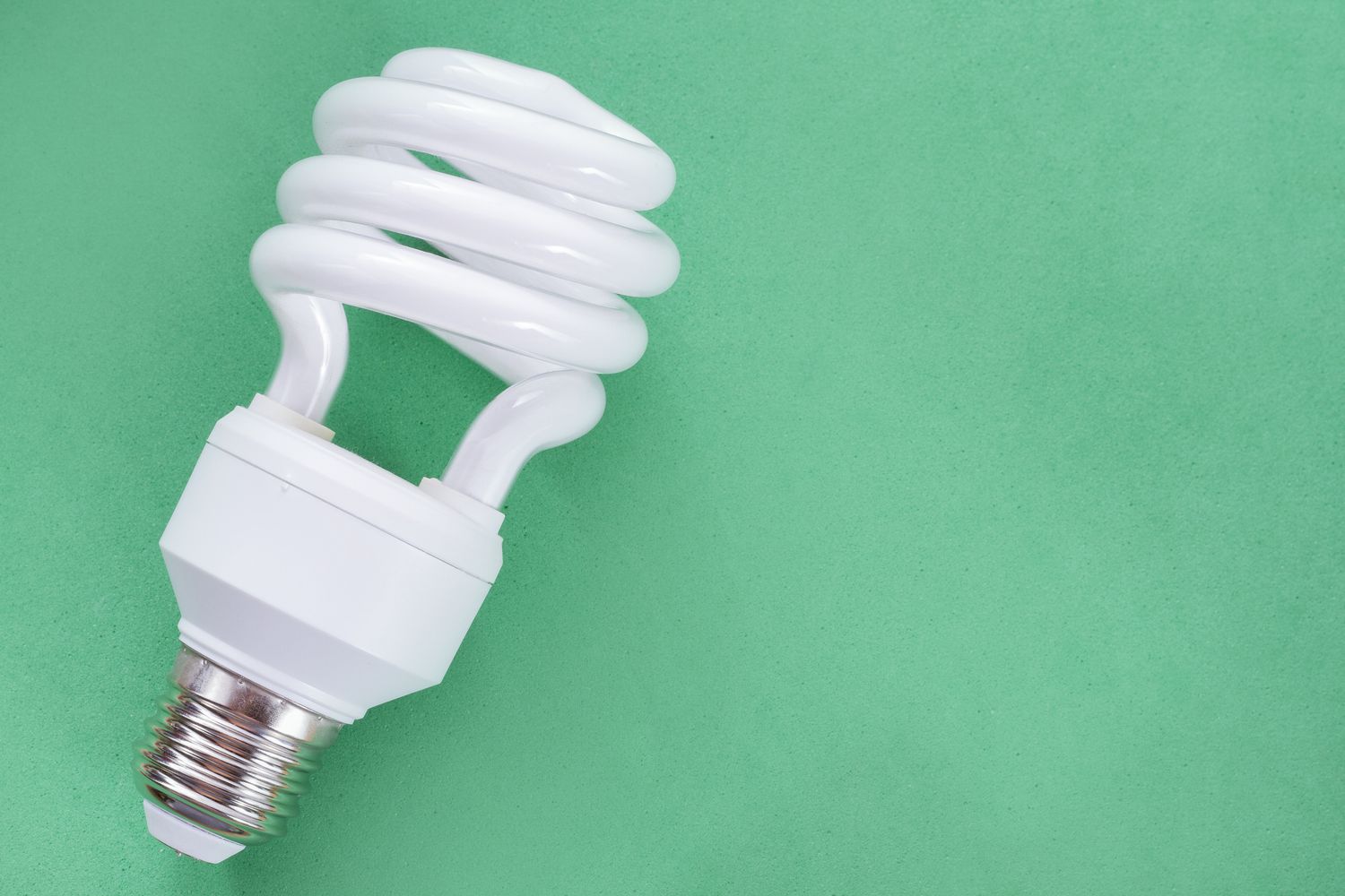 Compact fluorescent light bulb