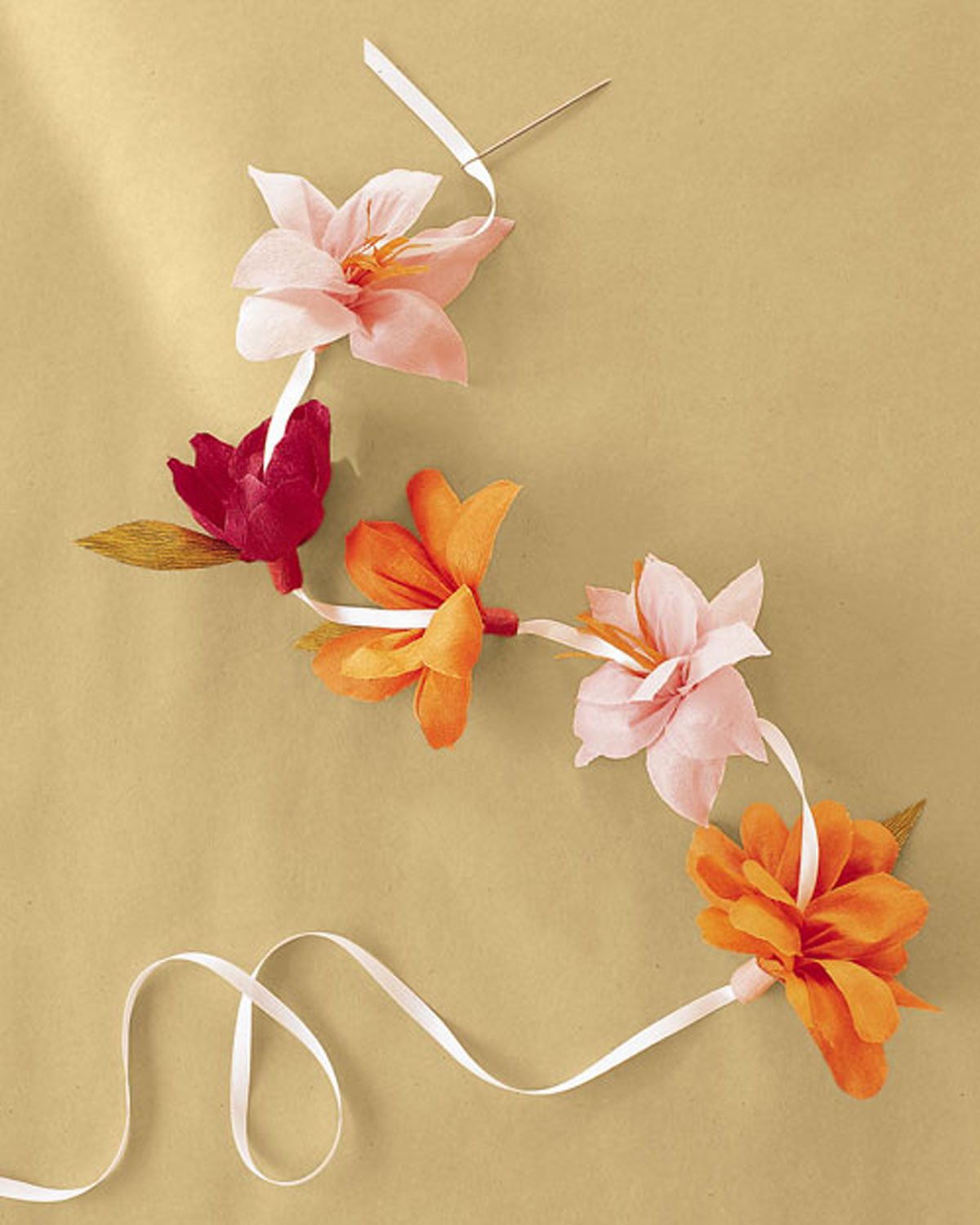 ml243_spr01_crepe_paper_flowers_ff10.jpg