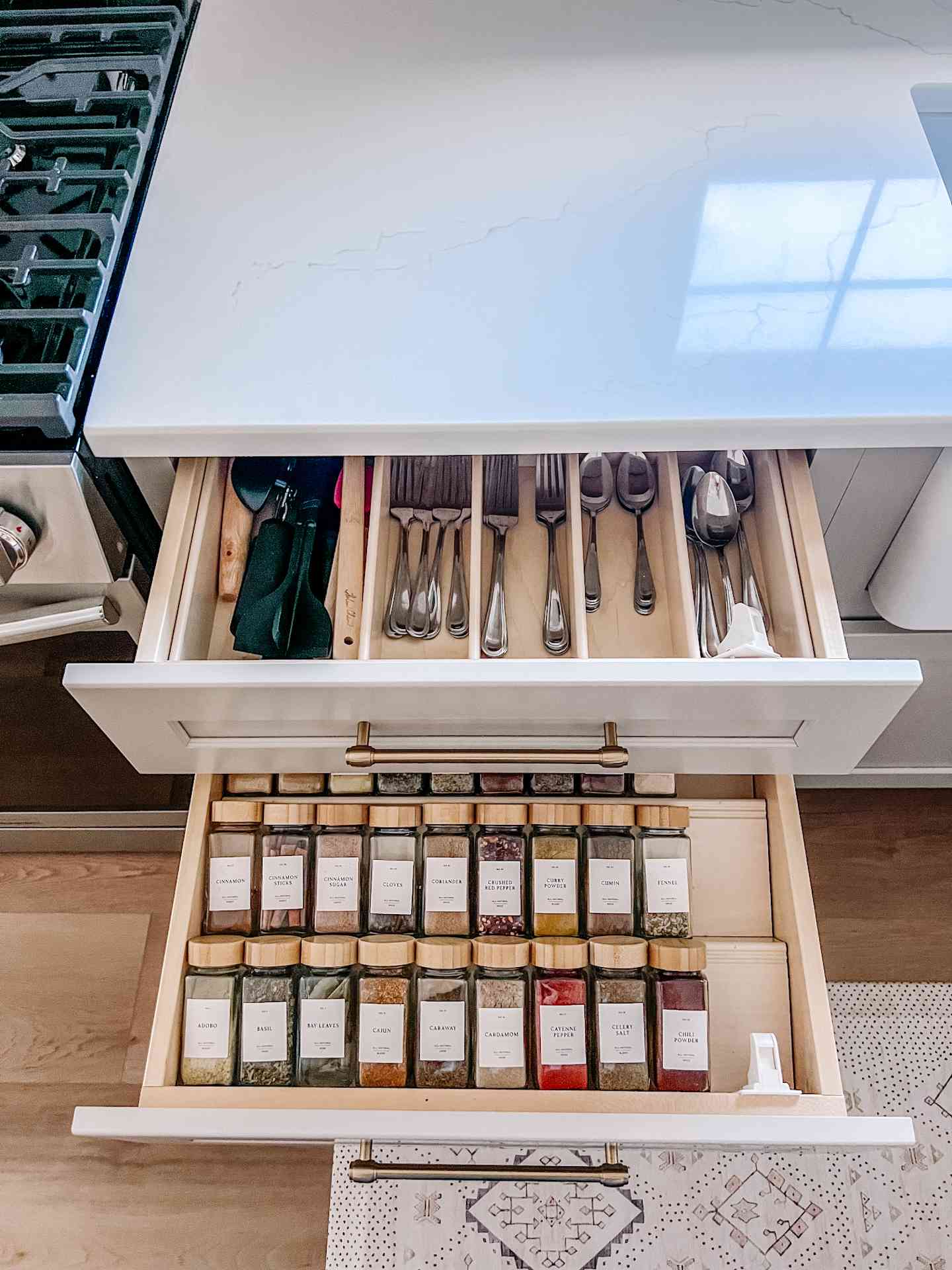 kitchen cabinet trends storage solutions