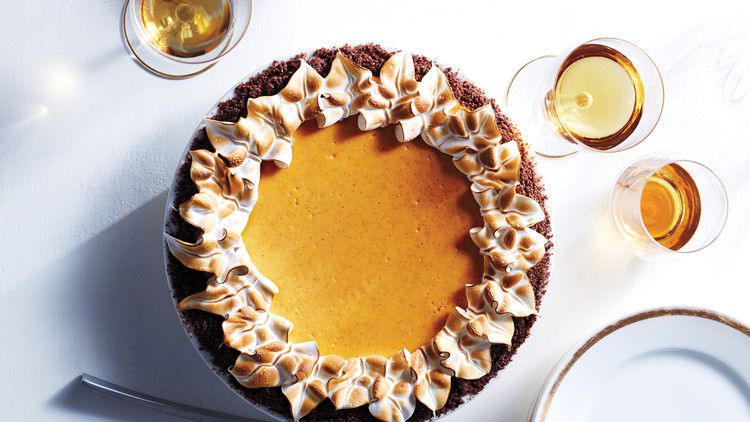 Pumpkin-Cheesecake Pie with Gingersnap Crust