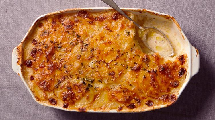 White-Cheddar Scalloped Potatoes