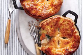 opener-pot-pies-0051-mld110647.jpg