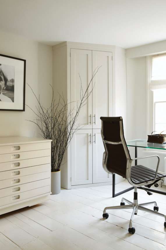 Farrow & Ball All White No. 2005 painted room